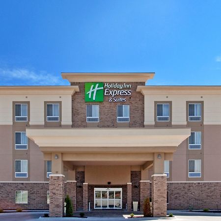 Holiday Inn Express & Suites North Topeka Exteriér fotografie