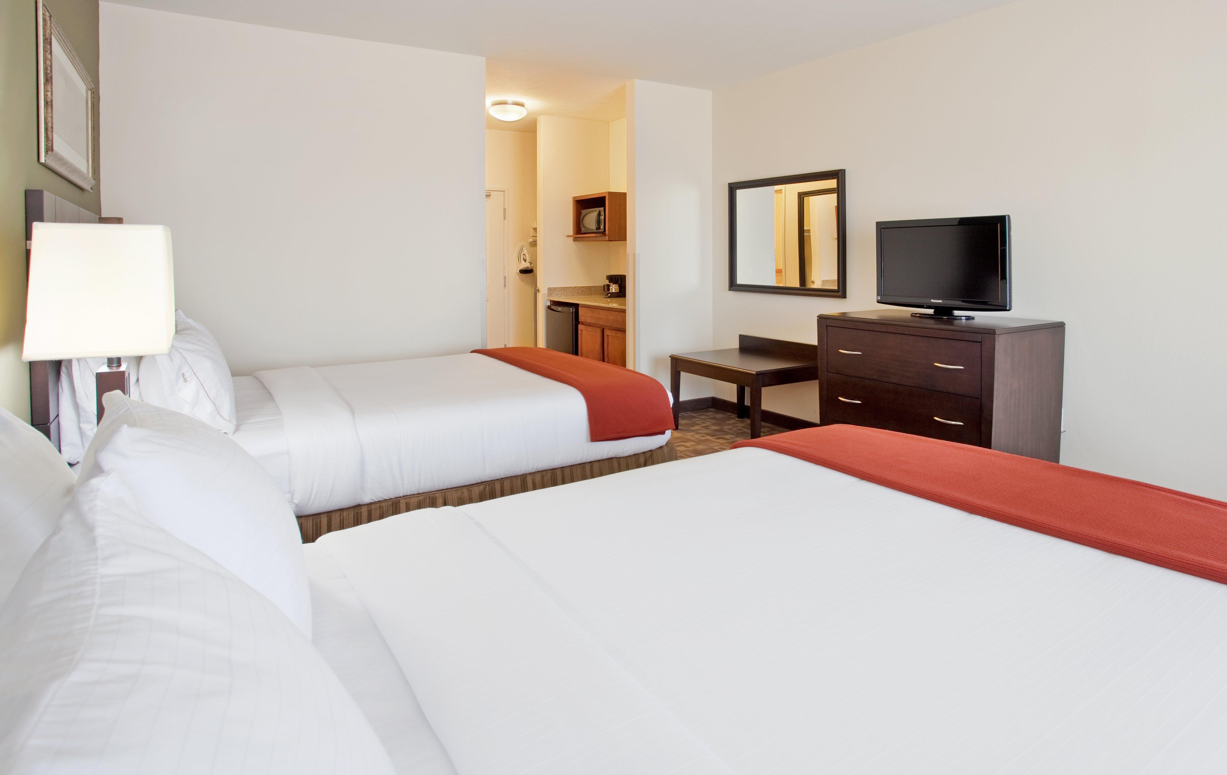 Holiday Inn Express & Suites North Topeka Exteriér fotografie