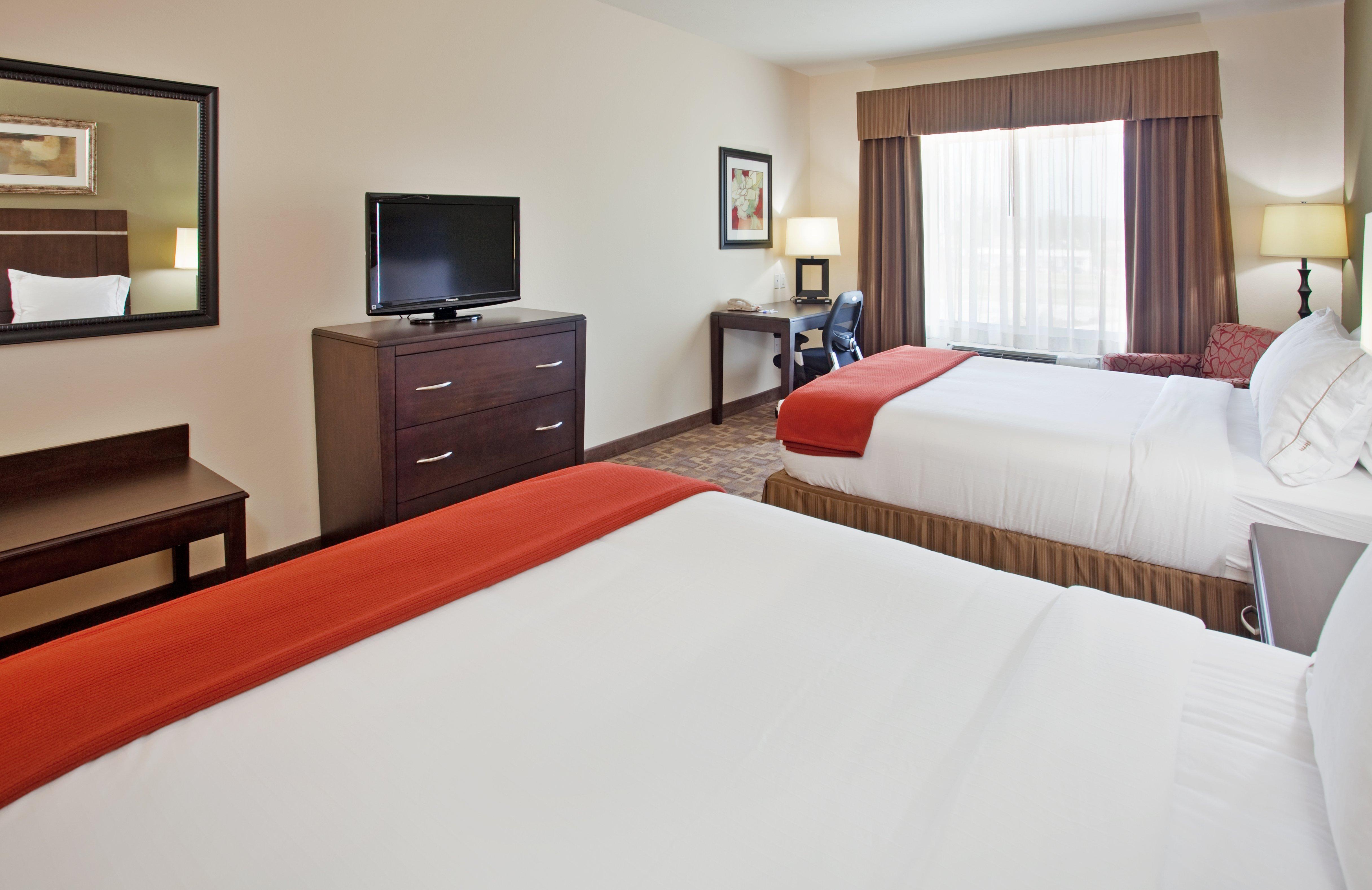 Holiday Inn Express & Suites North Topeka Exteriér fotografie
